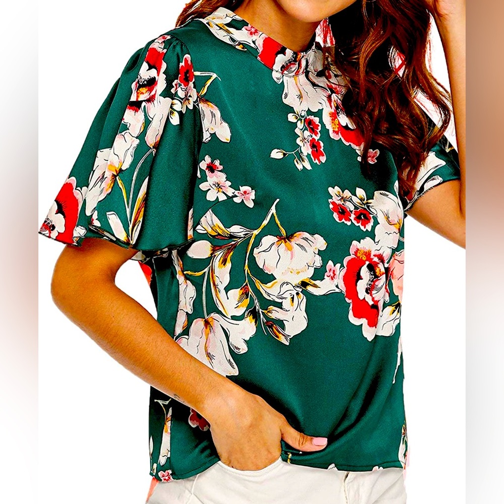 Floral short sleeve summer blouse
